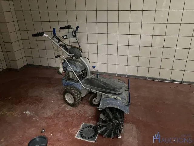 Borstelmachine hbm - afbeelding 1 van  6