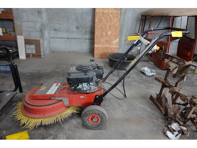 Borstelmachine kh - afbeelding 1 van  6