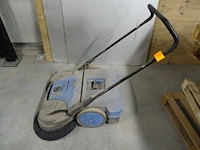 Borstelmachine stein bock - afbeelding 1 van  11