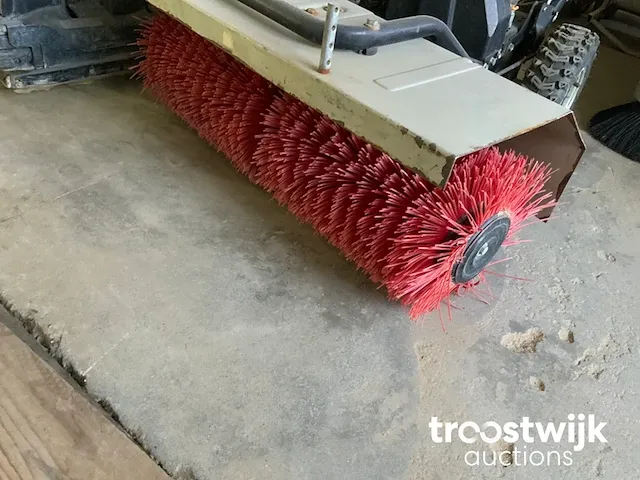 Borstelmachine - afbeelding 4 van  7
