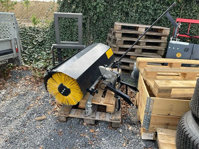Borstelmachine - afbeelding 3 van  6