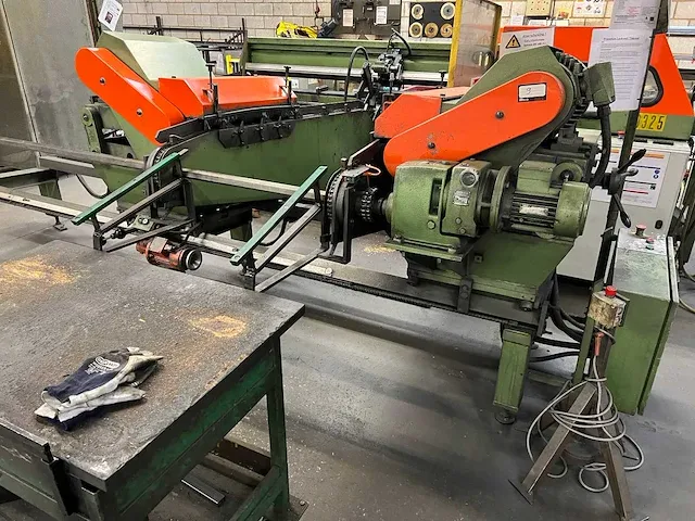 Borstelontbraam machine (nr 0324) - afbeelding 4 van  5