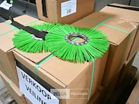 Borstels veegmachine - afbeelding 4 van  6