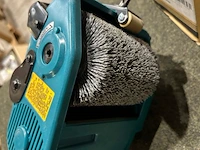 Borstelschuurmachine makita - afbeelding 2 van  4