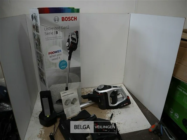Bosch bcs8224wa unlimited serie 8 steelstofzuiger - afbeelding 1 van  2