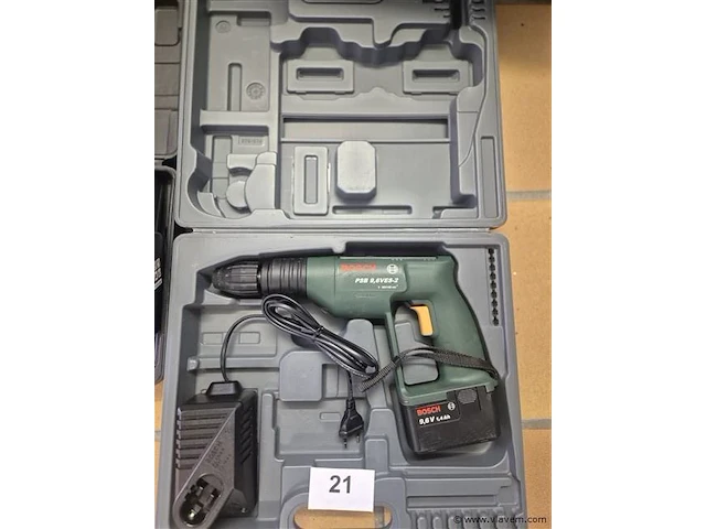 Bosch boormachine - afbeelding 1 van  2
