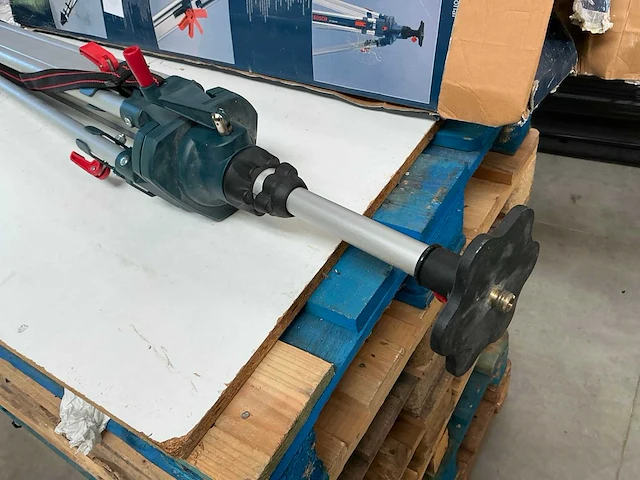 Bosch bt300 hd 3-poot statief - afbeelding 3 van  7