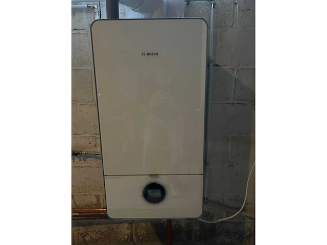 Bosch condens 7000iw met watertank - gc 7000iw - various dyeing and washing - afbeelding 1 van  4