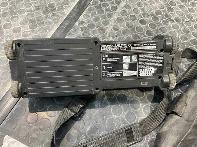 Bosch d-tect 100 muurscanner - afbeelding 4 van  5