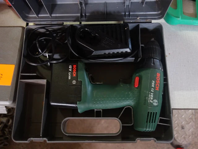Bosch draadloze boormachine - afbeelding 2 van  2