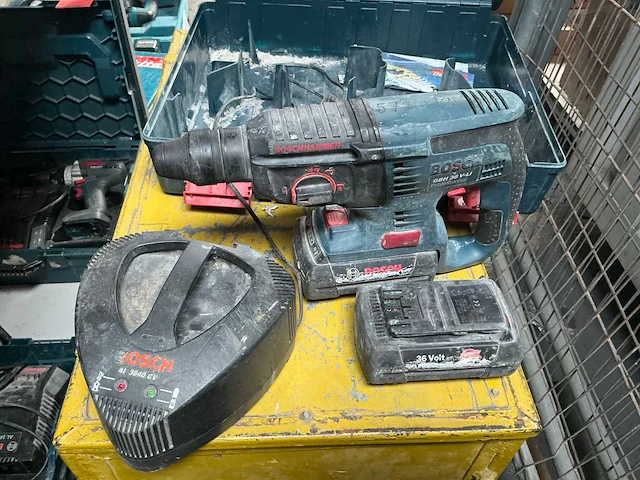 Bosch gbh 36 v-li accu boorhamer - afbeelding 1 van  4
