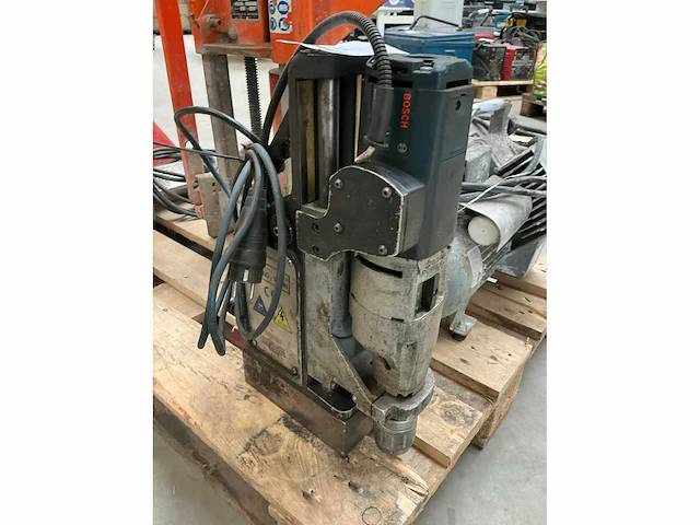 Bosch gbm 23-2 magnetische boormachine - afbeelding 2 van  7