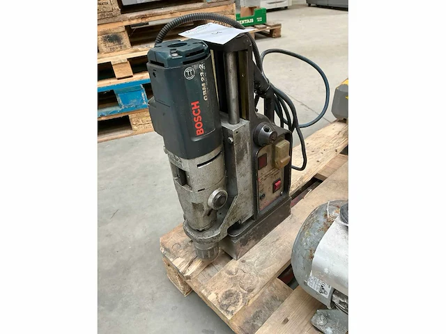 Bosch gbm 23-2 magnetische boormachine - afbeelding 3 van  7