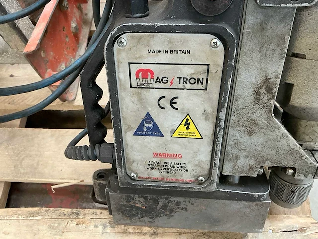 Bosch gbm 23-2 magnetische boormachine - afbeelding 5 van  7