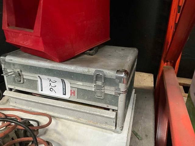 Bosch gereedschapskoffer - afbeelding 3 van  3