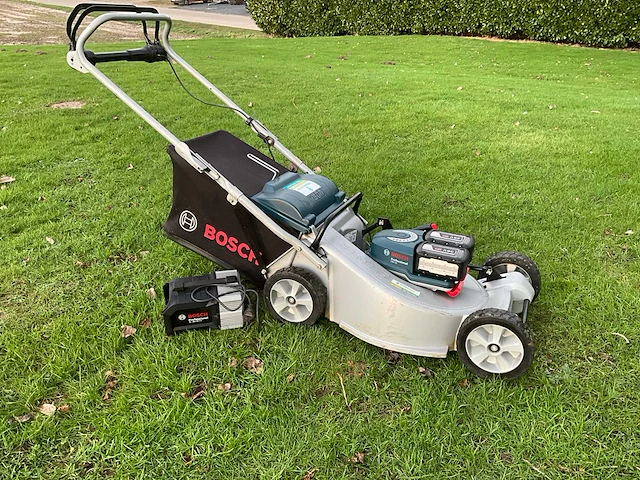 Bosch gra 53 professional grasmaaier 2x accu 36v + lader - afbeelding 11 van  16