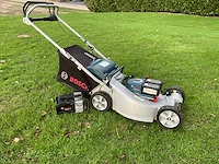 Bosch gra 53 professional grasmaaier 2x accu 36v + lader - afbeelding 11 van  16