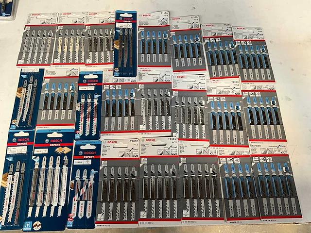 Bosch mix kavel diverse zaagbladen - afbeelding 1 van  9