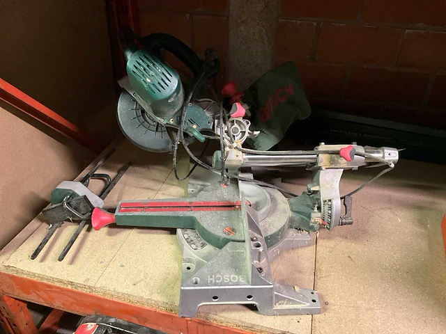 Bosch pcm 8 s afkortcirkelzaagmachine - afbeelding 2 van  4