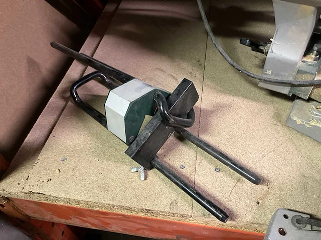 Bosch pcm 8 s afkortcirkelzaagmachine - afbeelding 4 van  4