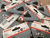 Bosch schuurpapier voor delta machine 93x93 (70x) - afbeelding 1 van  5