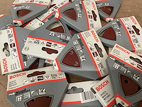 Bosch schuurpapier voor delta machine 93x93 (77x) - afbeelding 1 van  5