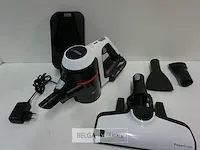 Bosch unlimited bcs612w oplaadbare steelstofzuiger - afbeelding 1 van  2