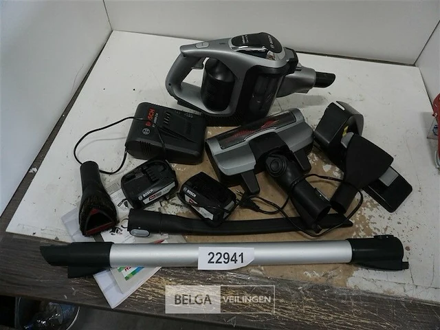 Bosch unlimited serie 8 steelstofzuiger - afbeelding 1 van  6