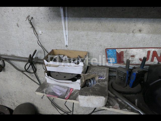 Bosch wbe 4140 s5q wheel balancer - afbeelding 2 van  14