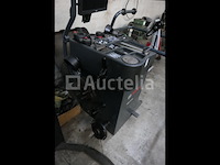 Bosch wbe 4140 s5q wheel balancer - afbeelding 8 van  14