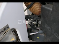 Boschung s2 knikgestuurde veegwagen - afbeelding 19 van  40