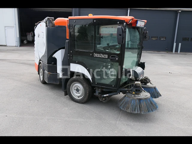 Boschung s2 knikgestuurde veegwagen - afbeelding 23 van  40
