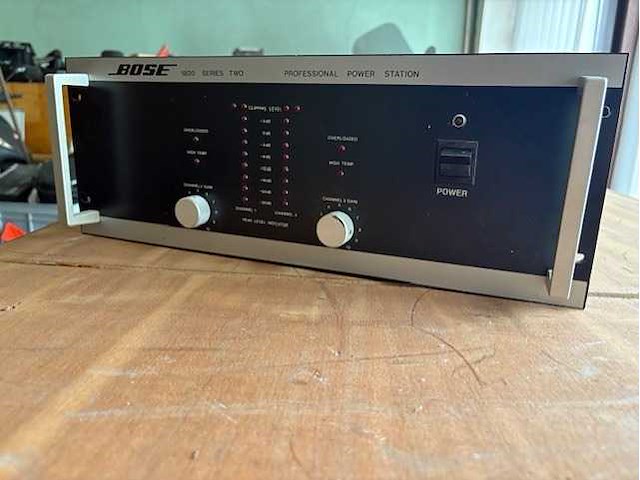 Bose - 1800 - amplifier (2x) - afbeelding 5 van  8