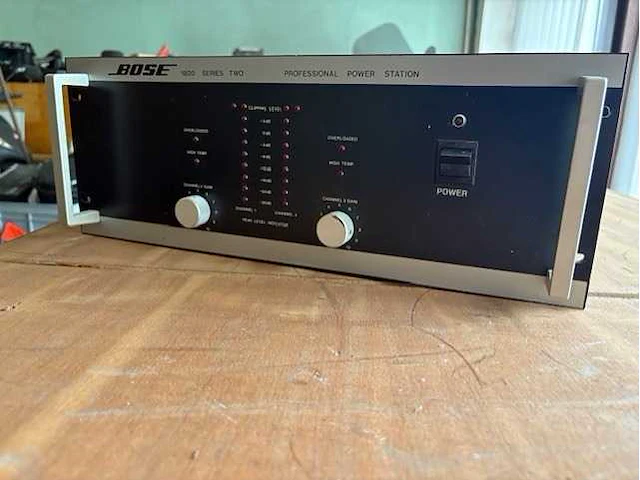 Bose - 1800 - amplifier - afbeelding 5 van  8