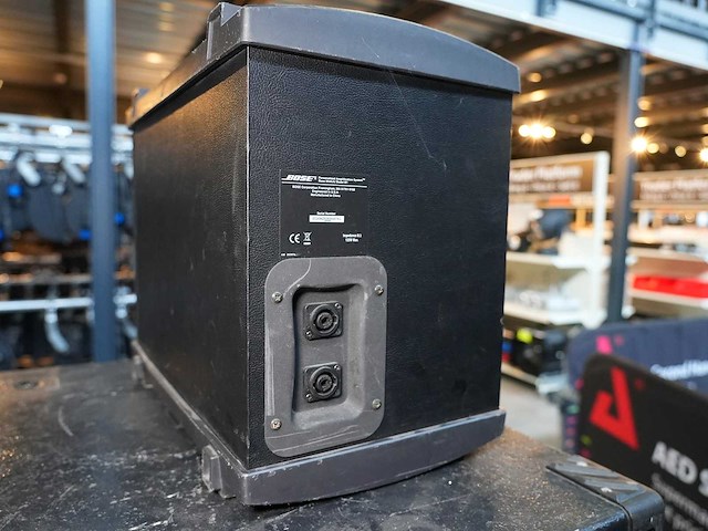 Bose - b1 - compact passive bass module - afbeelding 2 van  2