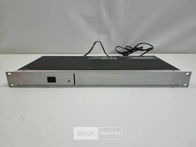 Bose 502c speaker controller / crossover - afbeelding 1 van  1