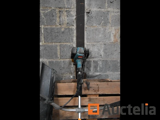 Bosmaaier makita - afbeelding 1 van  5