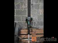 Bosmaaier makita
