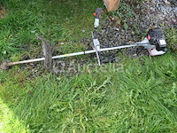 Bosmaaier op benzine + elektrische kantensnijder - afbeelding 6 van  12