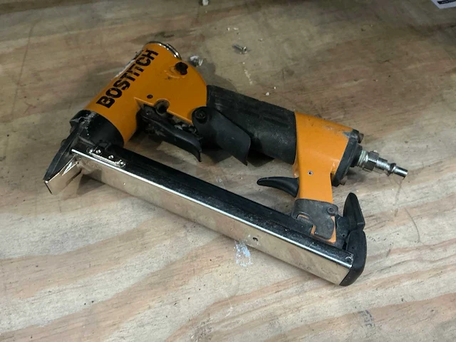 Bostitch 21680b pneumatische tacker - afbeelding 3 van  5