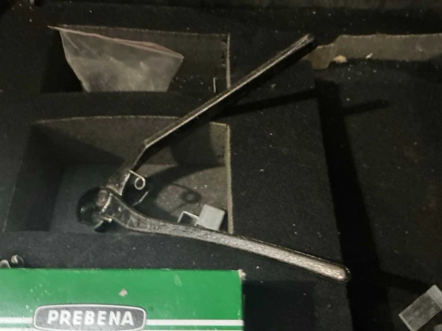 Bostitch 21680b pneumatische tacker - afbeelding 4 van  5