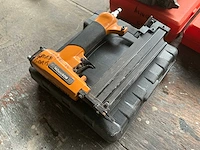 Bostitch mb2140-e pneumatische tacker - afbeelding 7 van  7