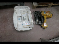 Bostitch spijkermachine voor dakbedekking - afbeelding 2 van  6