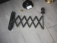 Bouiliote lamp met kristallen pendels, metalen wandlamp, tafellamp met stoffen kap (66,67,68) - afbeelding 4 van  5