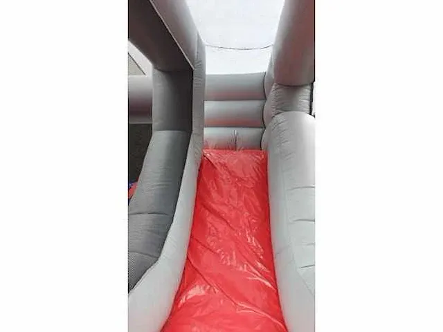 Bouncy castle new - afbeelding 3 van  6