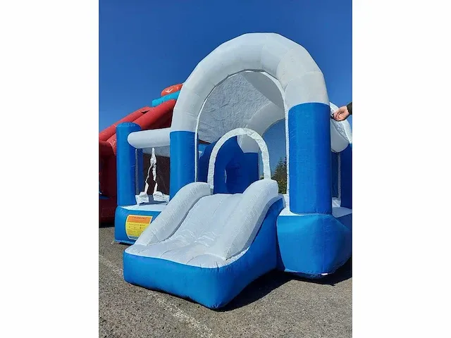 Bouncy castle new - afbeelding 2 van  3
