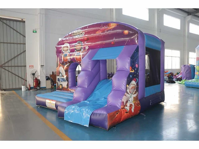 Bouncy castle 'space' - afbeelding 2 van  9