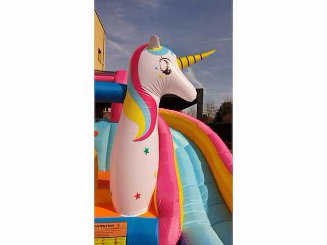 Bouncy castle 'unicorn' - afbeelding 5 van  6