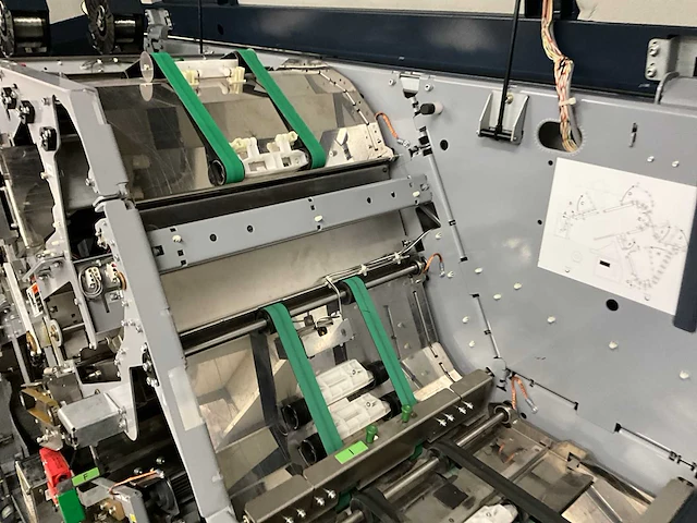 Bourgh bdf/bst10-d+ document finisher met verzamelstation - afbeelding 16 van  19
