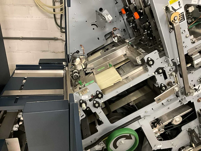 Bourgh bdf/bst10-d+ document finisher met verzamelstation - afbeelding 18 van  19